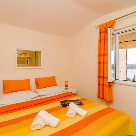 Marta - Double With Terrace And Sea View Апартаменты Дубровник